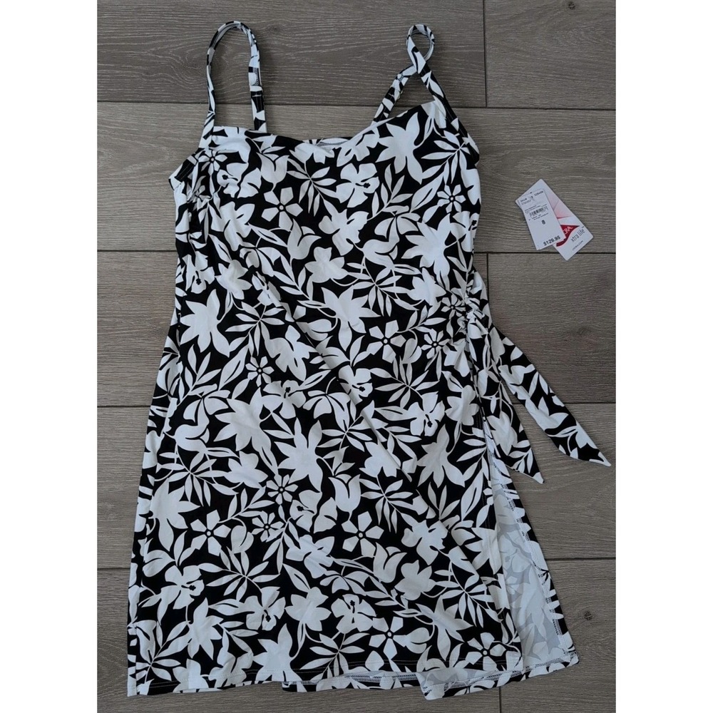 NWT Lands End Women Chlorine Resistant Sweetheart Swimdress Black Floral Size 8